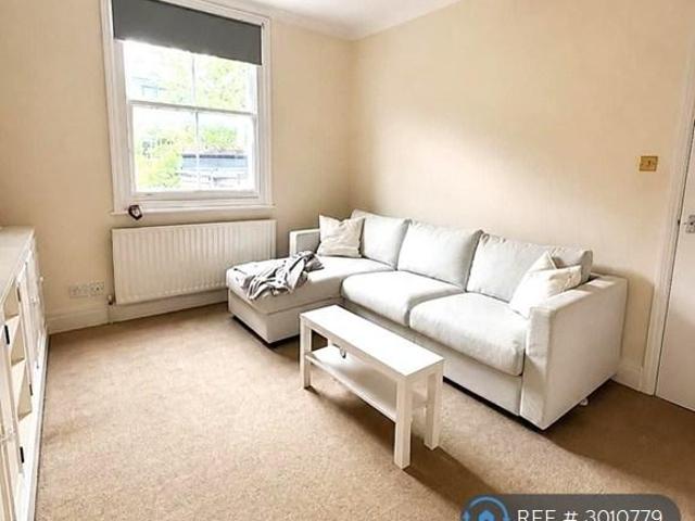 Hazlitt Road, London, W14 1 bed in a house share to rent £900 pcm £208 pw