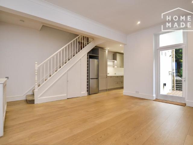 Hazlitt Road, West Kensington, W14 2 bed ground floor flat to rent £3,500 pcm £808 pw
