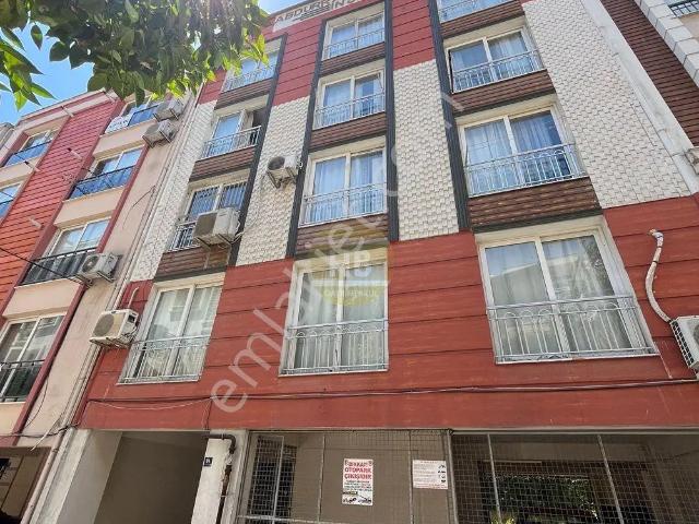 Hb'den 1+1 Eşyalı Kiralık Daire, D.gazi Bulvarının Alt Sokağında Doğalgazlı / Klimalı / Arakat