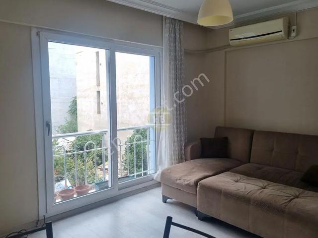 Hb'den 1+1 Eşyalı Kiralık Daire, Vardar Pastanesi'ne Yakın