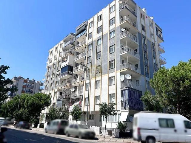 Hb'den 3+1 Satılık Daire,efeler'de Şehir Hastanesi'ne Yakın
