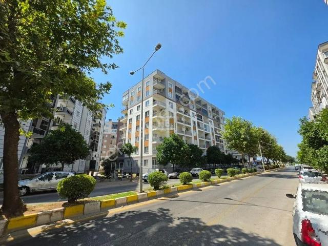 Hb'den 3+1 Satılık Daire, Işıklı Yolunda Site İçi 3 Cepheli
