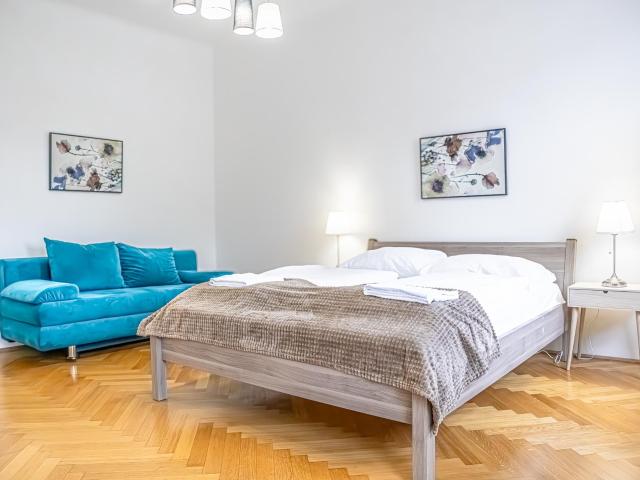 HE3833, Pretty home in quiet street