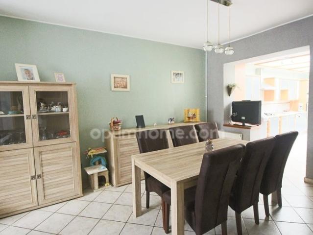 Hem – Maison 1900 rénovée avec jardin sans vis à vis et dépe. 82m² Hem