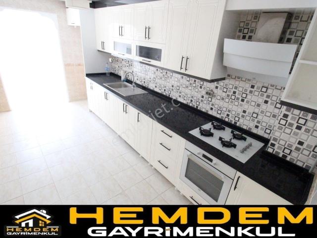 Hemdem Gayrimenkul'den Atakent'te 14.cd Yanı Ön Cephe Arakat Geniş Ferah 3+1 Satılık Daire