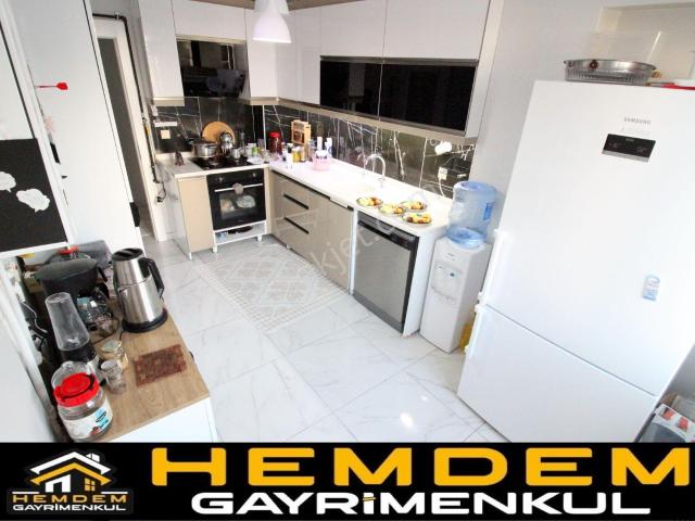 Hemdem Gayrimenkul'den Fevzi Çakmak'ta Asansörlü Ebeveyn Banyolu Arakatta 3+1 Satılık Daire