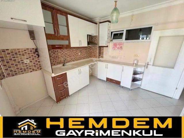 Hemdem Gayrimenkul'den İstasyon'da Ön Cephe 2+1 Satılık Daire