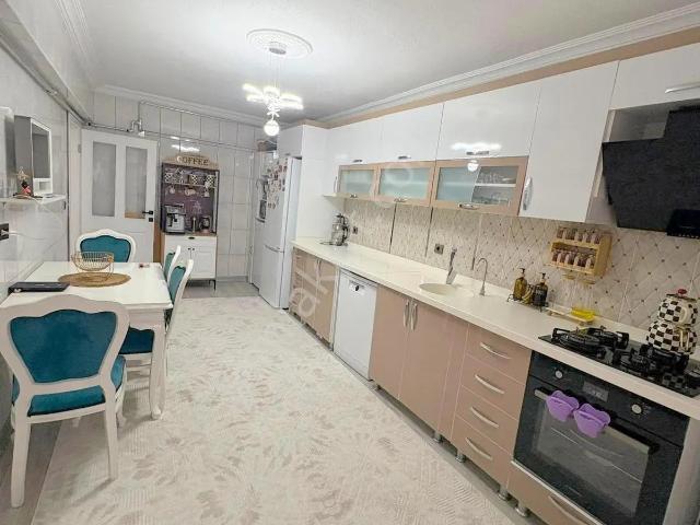 Hemdem Gayrimenkul'den Piyade'de Full+full Yapılı Ön Cephe Arakatta 3+1 Satılık Daire