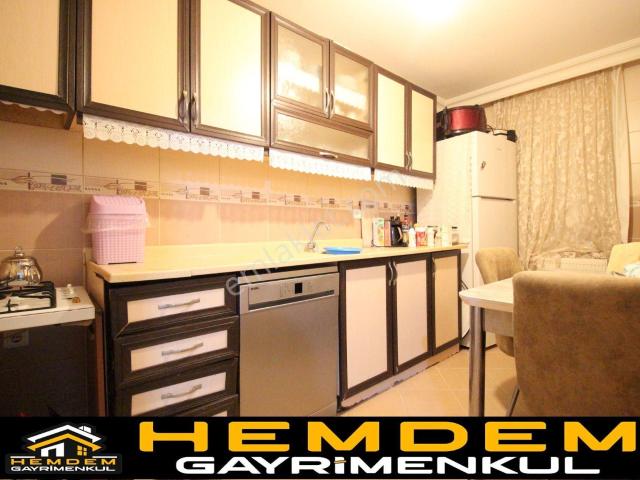 Hemdem Gayrimenkul'den Piyade'de Ön Cephe Caddeye Yakın 2+1 Satılık Daire