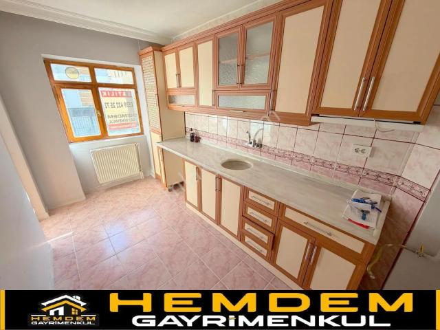 Hemdem Gayrimenkul'den Piyade'de Ön Cephe Arakatta 3+1 Kiralık Daire