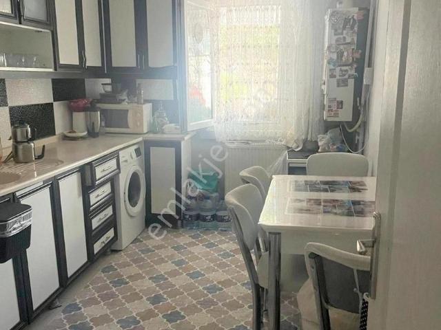 Hemdem Gayrimenkul'den Topçu'da Merkezi Konumda 3+1 Satılık Daire