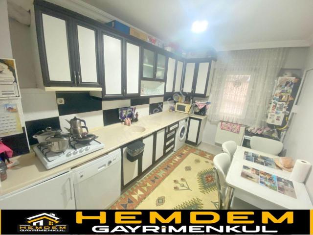 Hemdem Gayrimenkul'den Topçu'da Merkezi Konumda 3+1 Satılık Daire
