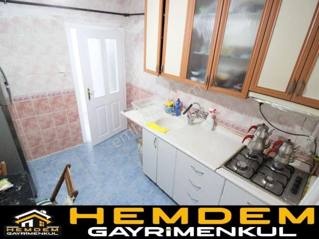 Hemdem Gayrimenkul'den Topçu'da Merkezi Konumda 3+1 Satılık Daire