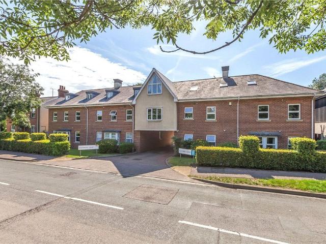 Hemel Hempstead Road, Redbourn, St. Albans AL3, 1 bed flat to rent, £1,250 pcm | PrimeLocation