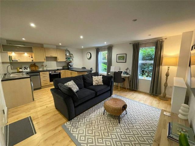 Hemel Hempstead Road, Redbourn, St. Albans, AL3 7SA