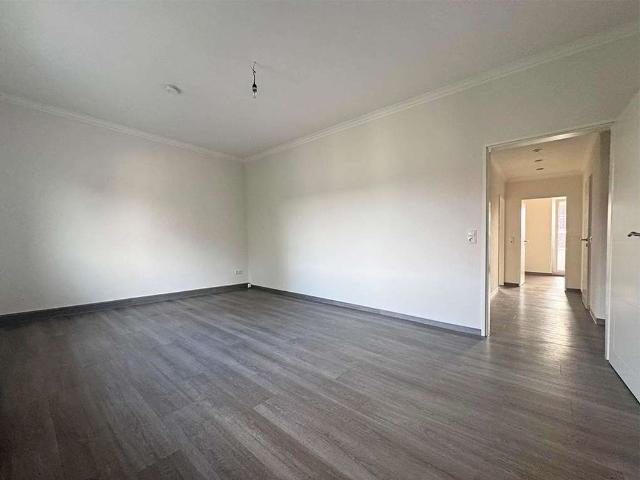 Hemelingen / Großzügige 3 Zimmer Wohnung im gepflegten Mehrparteienhaus