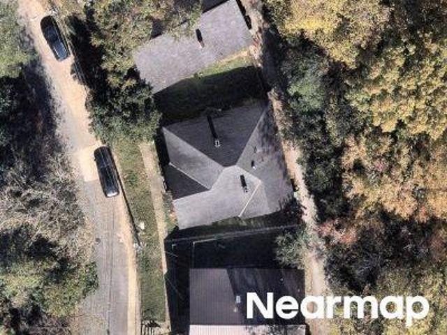 Hemlock Dr