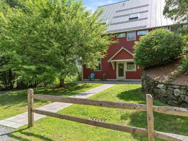 Hemlock Ridge Dr Unit,hartford, Condo For Sale
