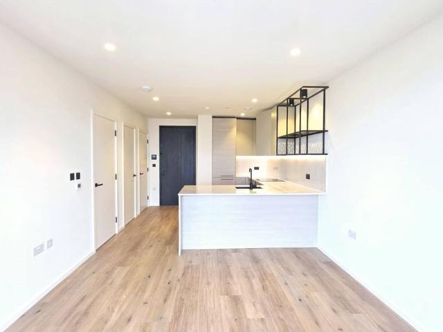 Hemlock Street, Poplar E14, 1 bed flat to rent, £2,050 pcm | PrimeLocation