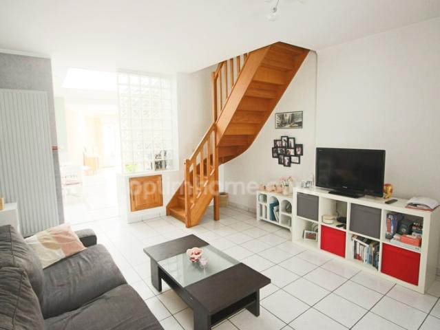 Hempempont Agréable maison 2 chambres avec cour