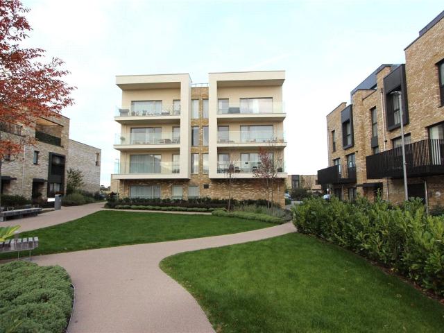 Henty Close, Trumpington