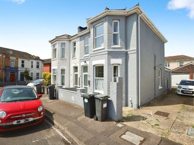 Henville Road, Bournemouth BH8, 5 bed property to rent, £1,700 pcm | PrimeLocation