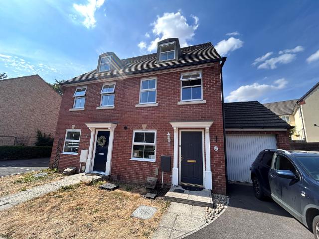 Hen And Chickens Field, Wincanton BA9, 3 bed property to rent, £1,350 pcm | PrimeLocation
