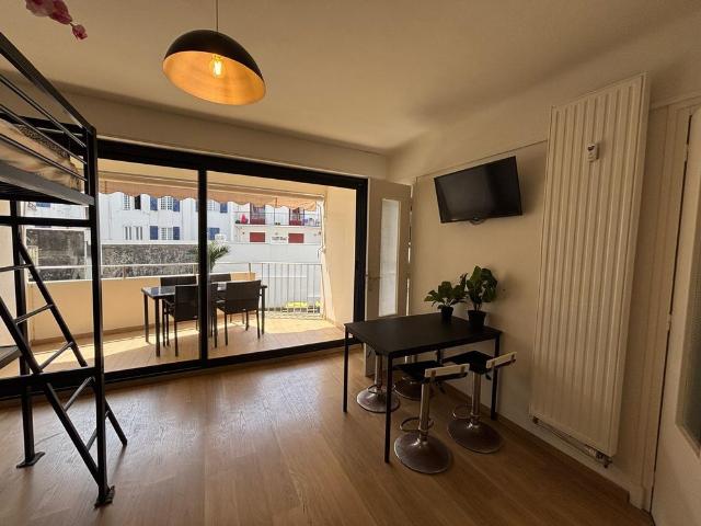 Hendaye Appartement 1 pièce 28.09m²