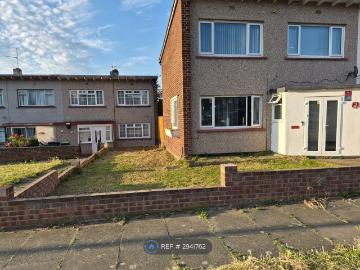 Henderson Drive, Dartford DA1, 3 bed semi detached house to rent, £1,800 pcm | PrimeLocation