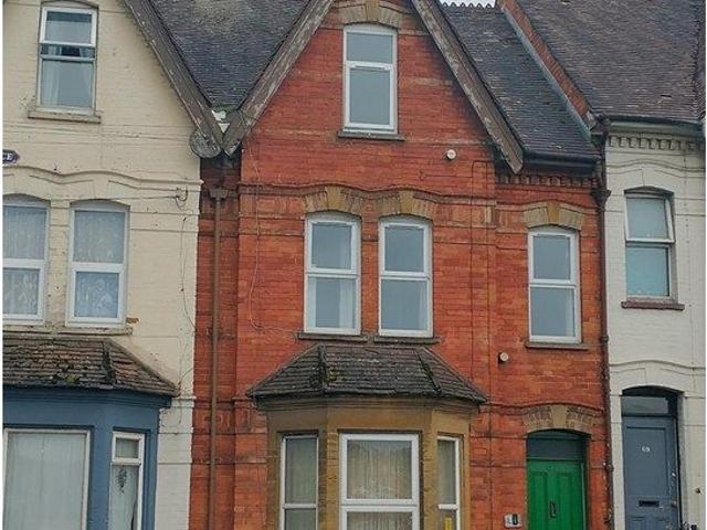Hendford Hill, Yeovil BA20, 1 bed flat to rent, £695 pcm | PrimeLocation