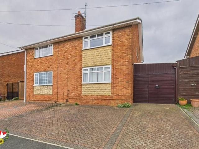 Hendingham Close, Tuffley, Gloucester GL4, 3 bed semi detached house to rent, £1,495 pcm | PrimeLocation