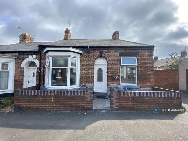 Hendon Valley Road, Sunderland, SR2 3 bed bungalow to rent £645 pcm £149 pw