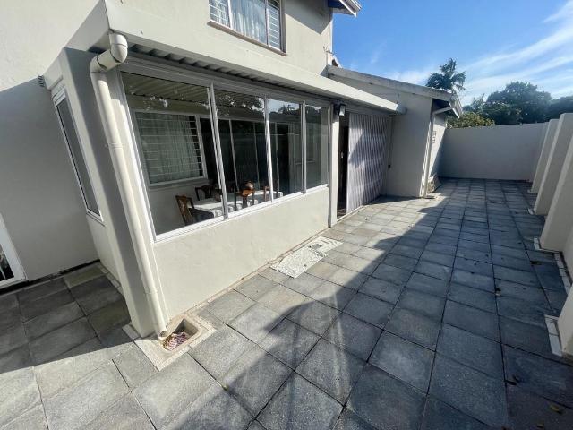 Hendra Cozy 4 Bedroom Duplex To Rent In La Lucia