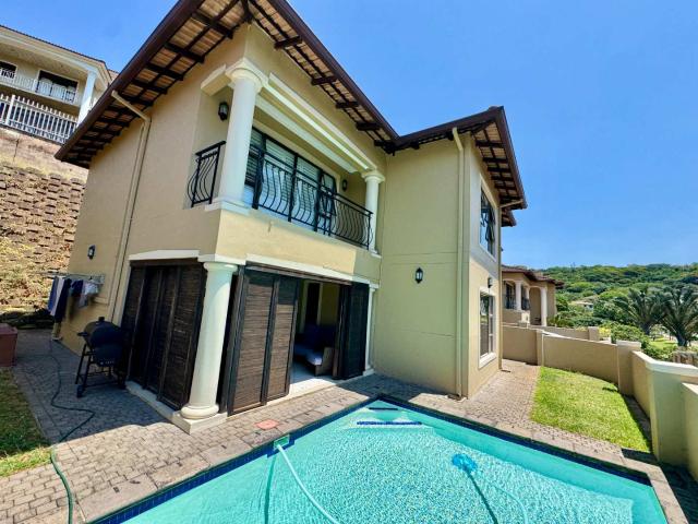 Hendra Estates Stunning, Pet Friendly Townhouse For Rent In Upmarket Estate!