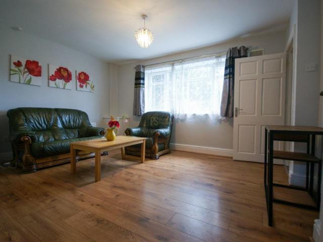 Heneage Place, Birmingham B7 2 bed terraced house to rent £1,170 pcm £270 pw