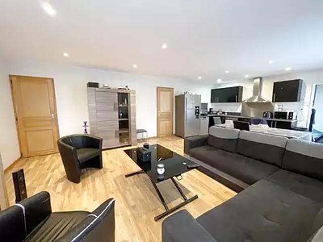 Hénin Beaumont 62110 Location appartement 1 pièce t1 au dernier étage