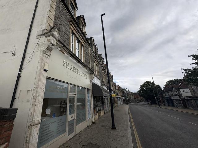 Henleaze Road, Bristol, BS9 3 bed apartment to rent £2,500 pcm £577 pw