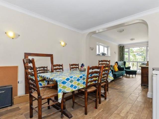 Henley Avenue, Oxford OX4, 5 bed flat to rent, £3,375 pcm | PrimeLocation