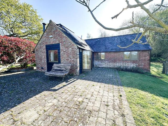 Henley Down, Catsfield, Battle TN33, 1 bed cottage to rent, £1,250 pcm | PrimeLocation
