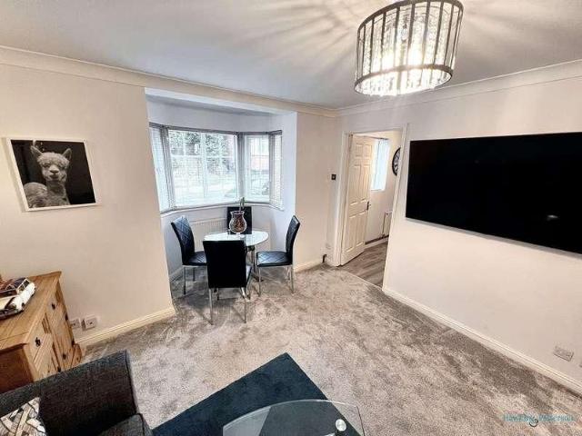 Henley Park Crt, High Street, Henley in arden, B95