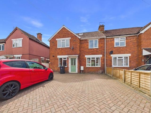 Henley Place, Gloucester GL1, 2 bed flat to rent, £1,200 pcm | PrimeLocation