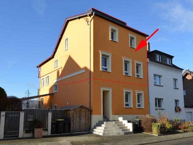 Hennef, begehrte City Lage: Individuelle, moderne Maisonette Wohnung mit traumhafter Dachterrasse