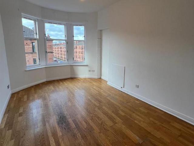 Henrietta Street, Glasgow G14 1 bed flat to rent £725 pcm £167 pw