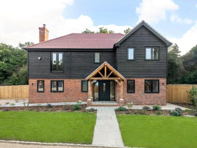 Henrietta Place, Berrys Green, Westerham