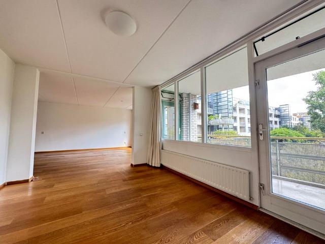 Henriëtte Roland Holststraat 66
