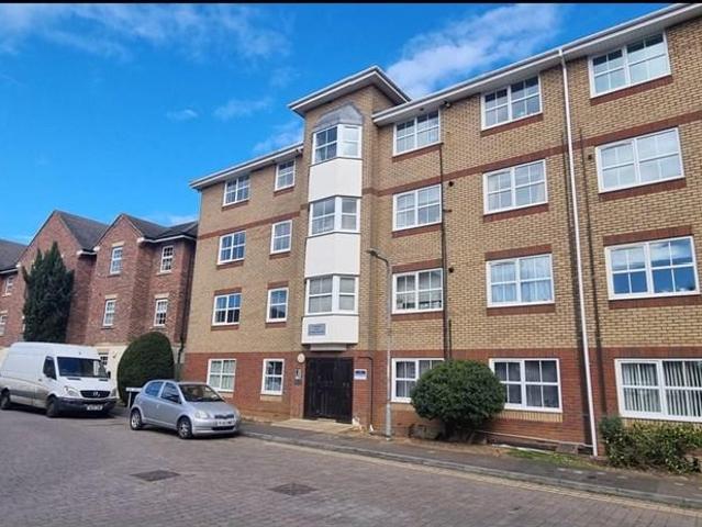 Henry Bird Way, Northampton, NN4 1 bed in a flat share to rent £690 pcm £159 pw