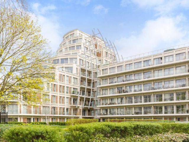 Henry Macaulay Avenue, Kingston. 1 bed flat to rent £1,950 pcm £450 pw