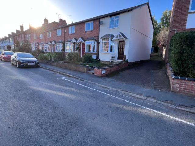 Henry Street, Kenilworth CV8, 2 bed end terrace house to rent, £1,200 pcm | PrimeLocation