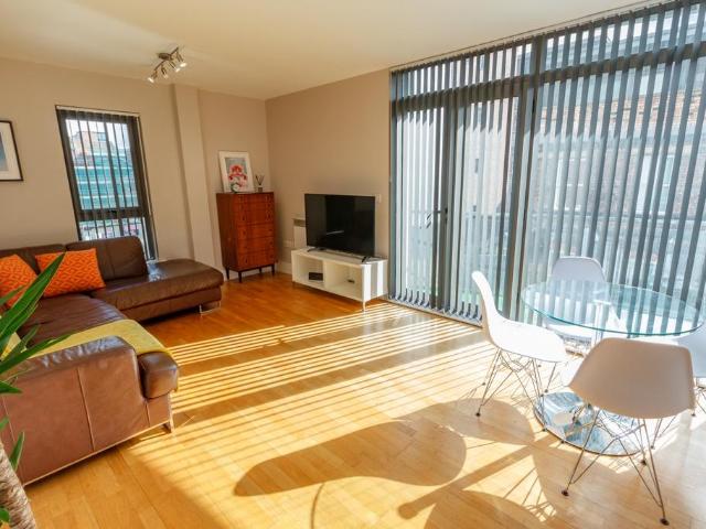 Henry Street, L1 5BU, 2 bed flat to rent £1,200 pcm £277 pw
