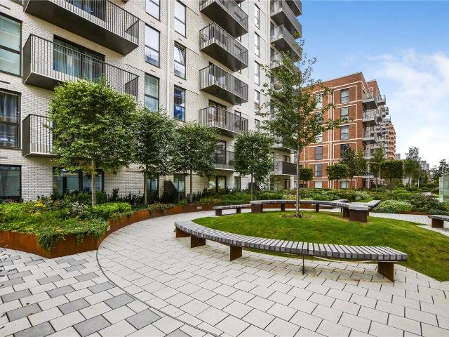Henshaw Parade, The Hyde, London NW9, 2 bed flat to rent, £2,350 pcm | PrimeLocation